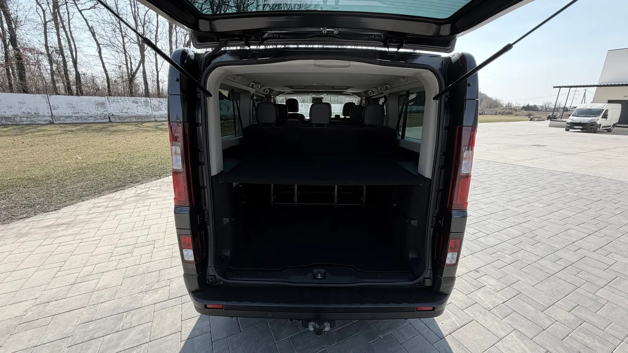 Renault Trafic - фото 30