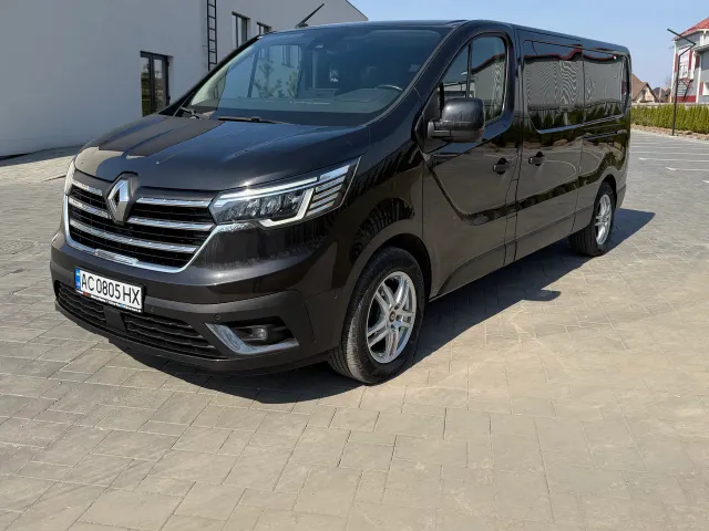 Renault Trafic - фото 2