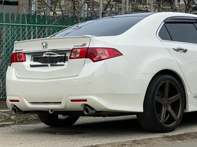 Honda Accord - фото 3