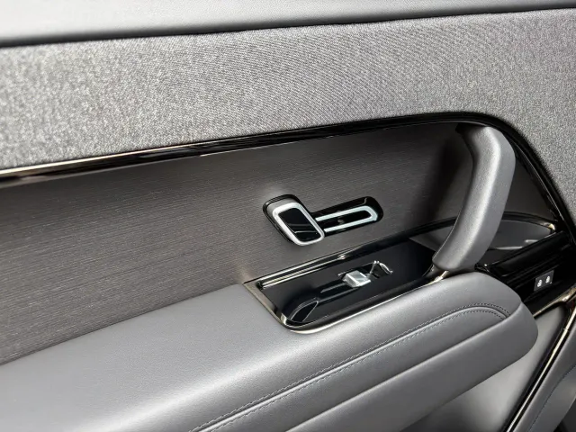 Land Rover Range Rover Sport - фото 2