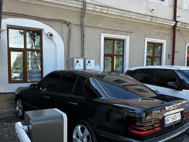 Mercedes-Benz E-Класс 2001, Коломия, $6 999 - зображення 2