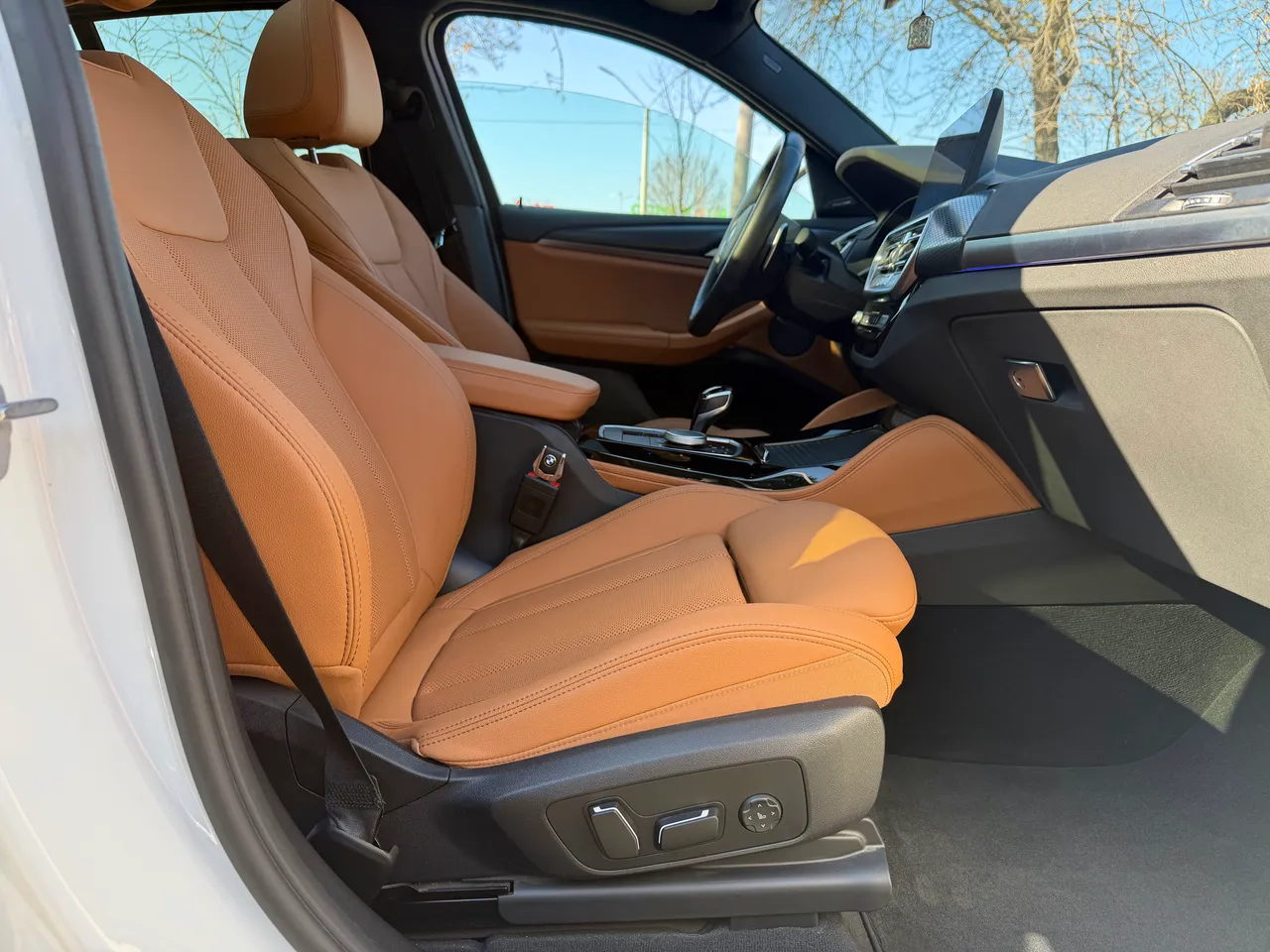 BMW X4 - фото 18