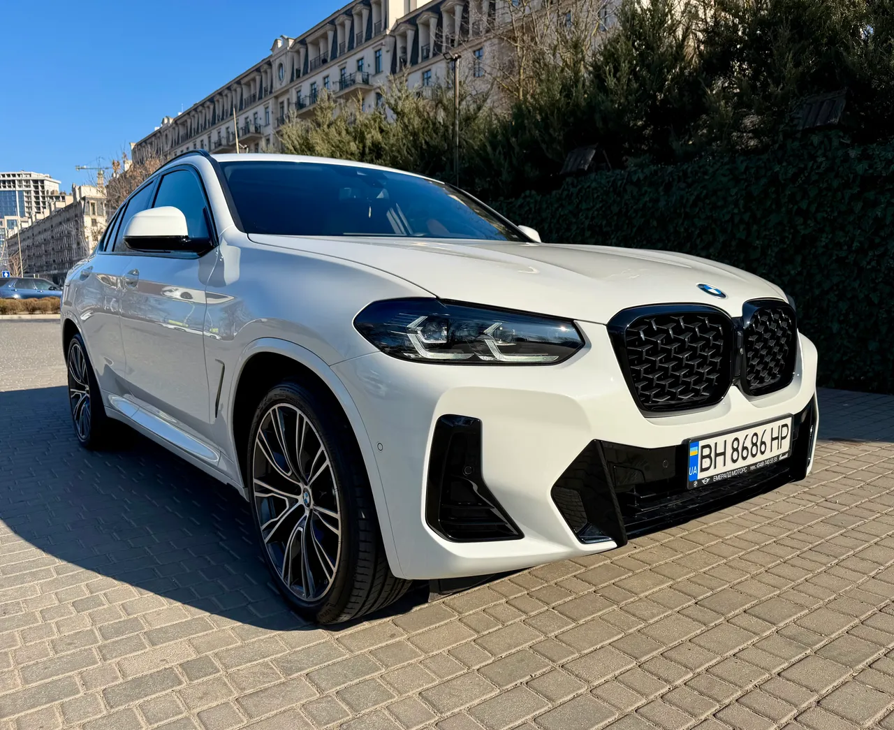 BMW X4 - фото 4