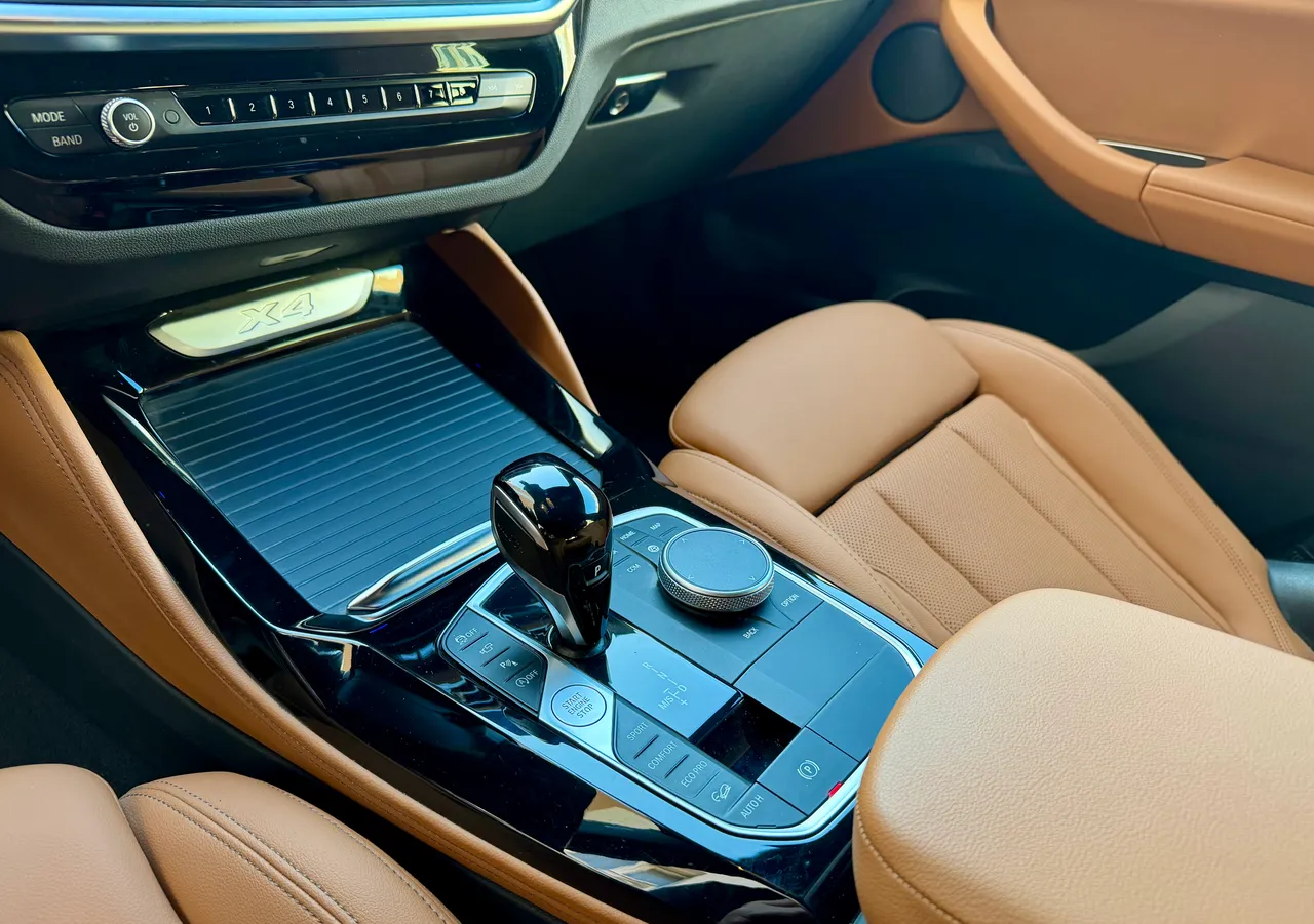 BMW X4 - фото 16