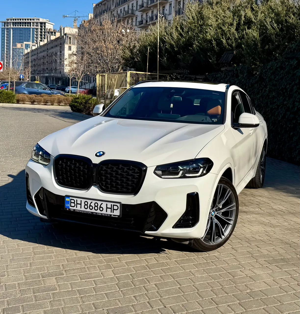 BMW X4 - фото 1