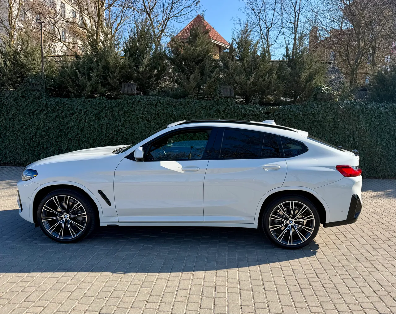 BMW X4 - фото 8