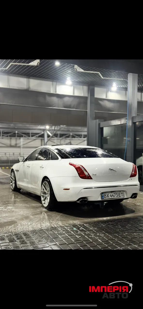 Jaguar XJ - фото 4