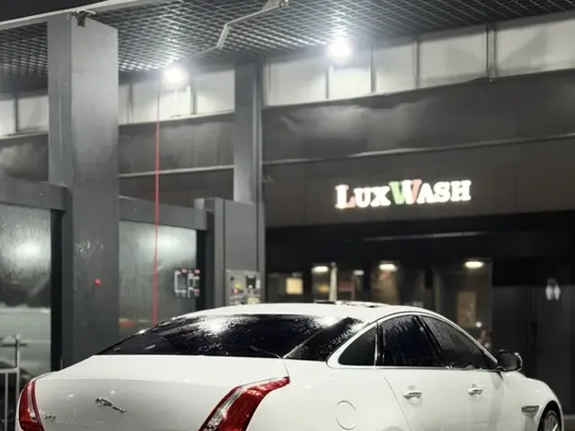 Jaguar XJ - фото 5