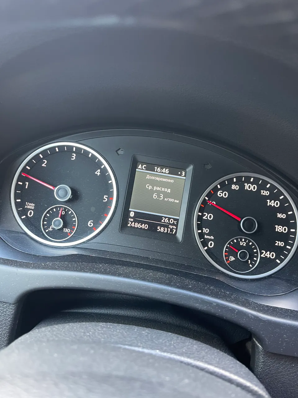 Volkswagen Tiguan - фото 32