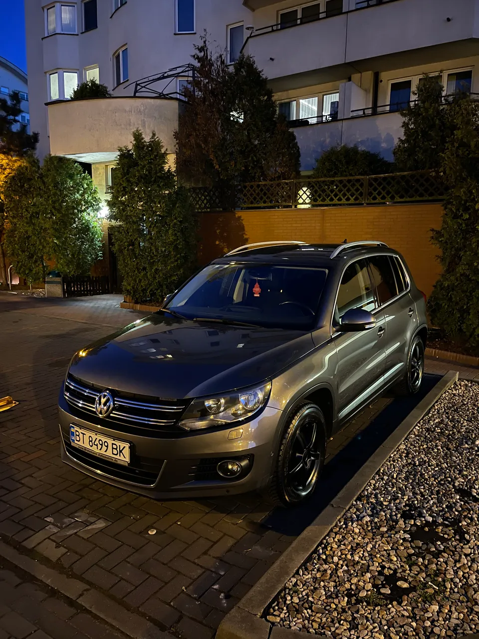 Volkswagen Tiguan - фото 5