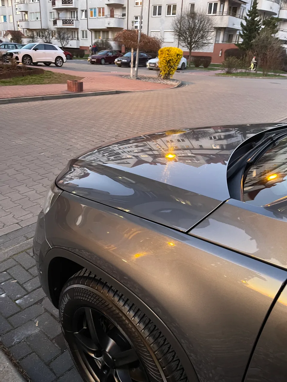 Volkswagen Tiguan - фото 8