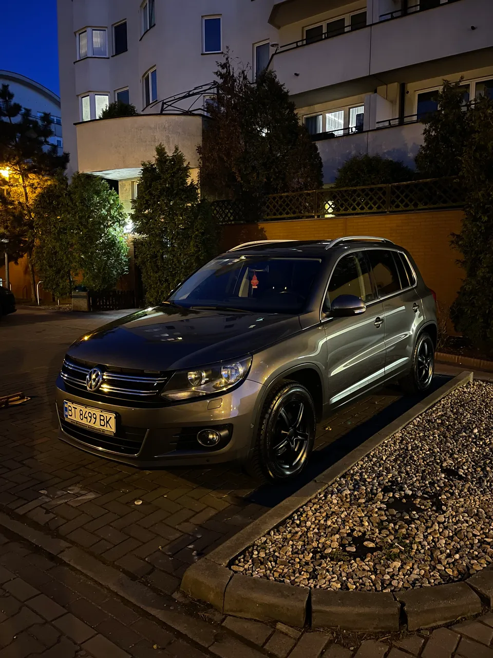 Volkswagen Tiguan - фото 4