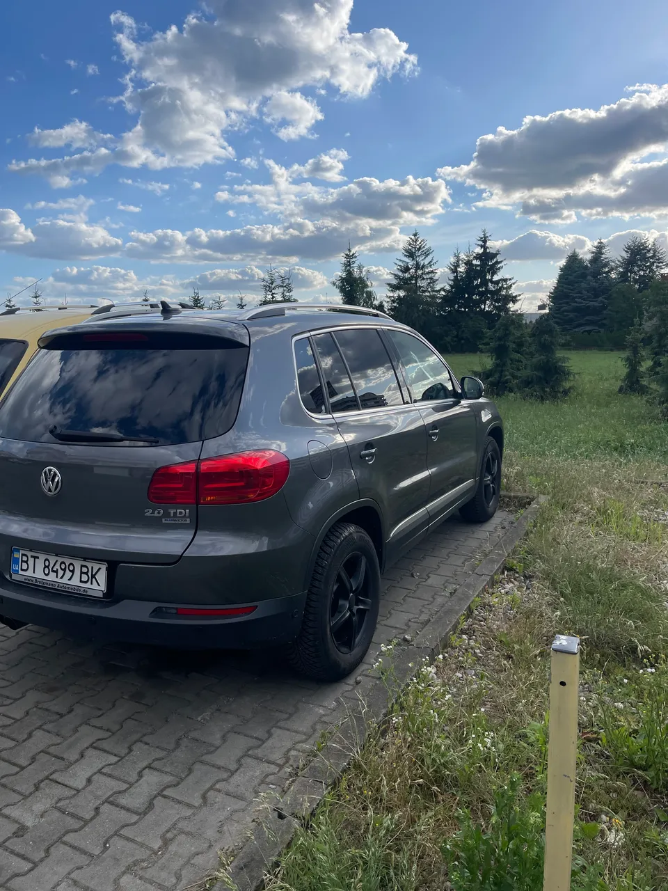 Volkswagen Tiguan - фото 2