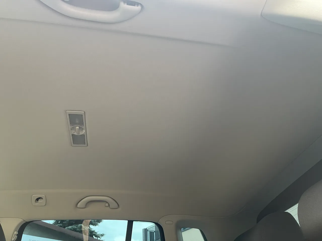 Volkswagen Tiguan - фото 35