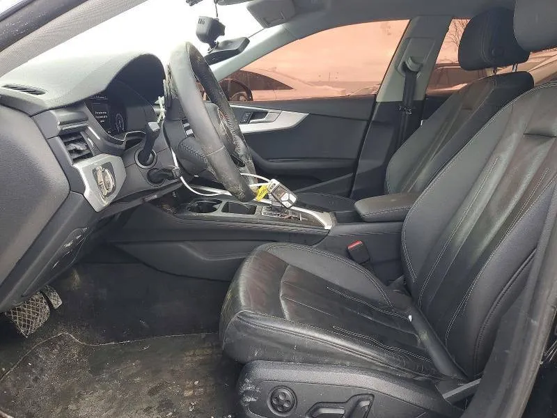 Audi A5 - фото 7