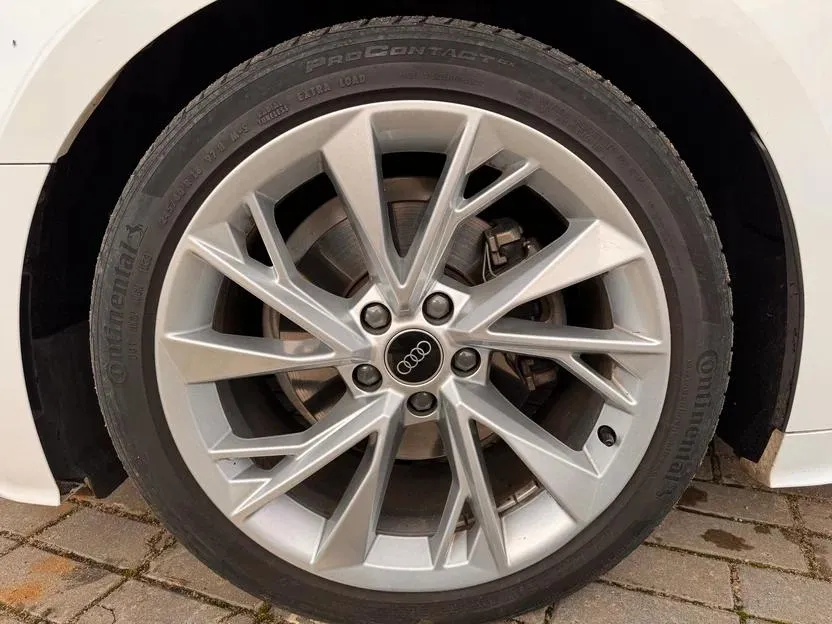 Audi A5 - фото 7