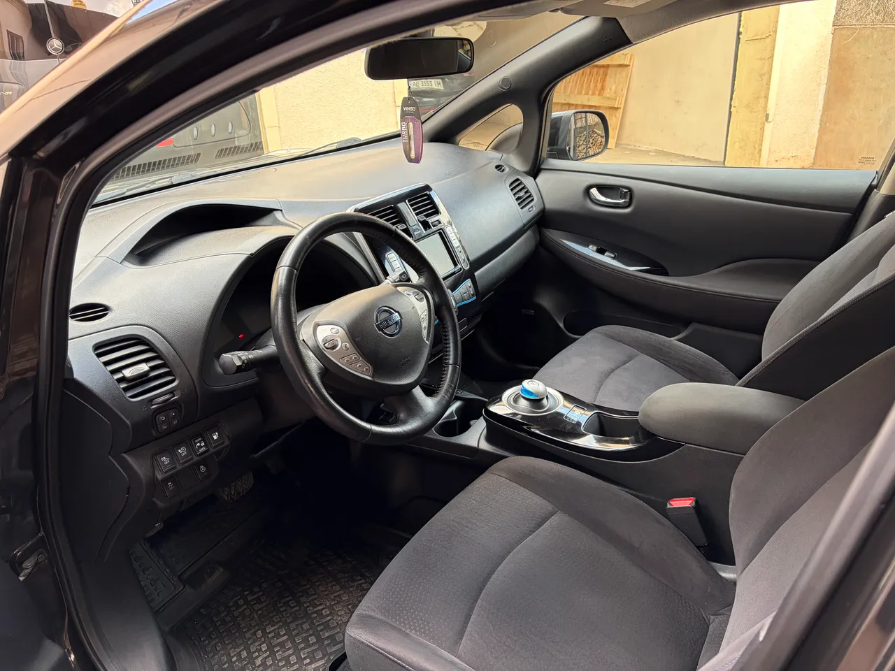 Nissan Leaf - фото 14