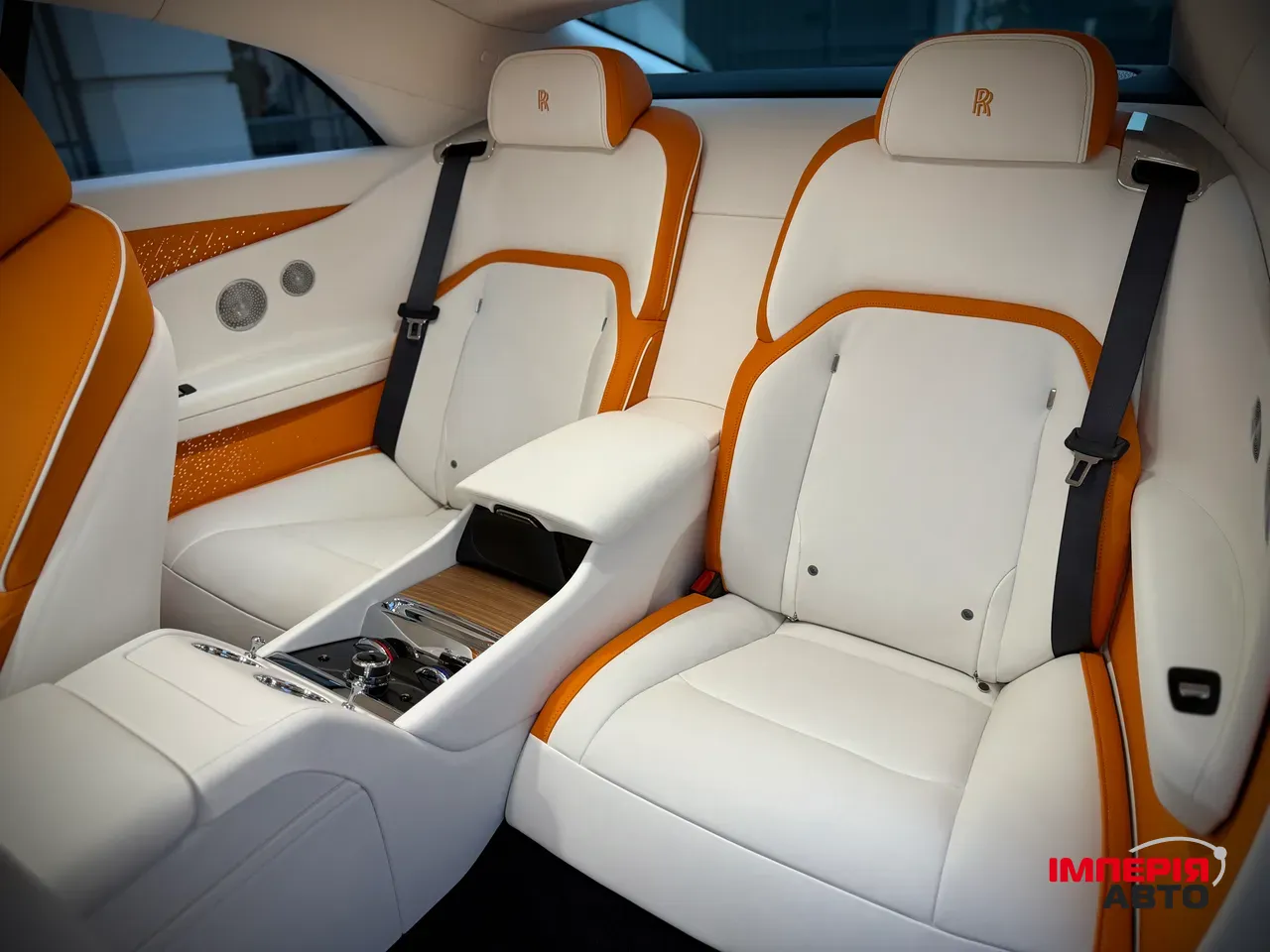 Rolls-Royce Spectre - фото 45