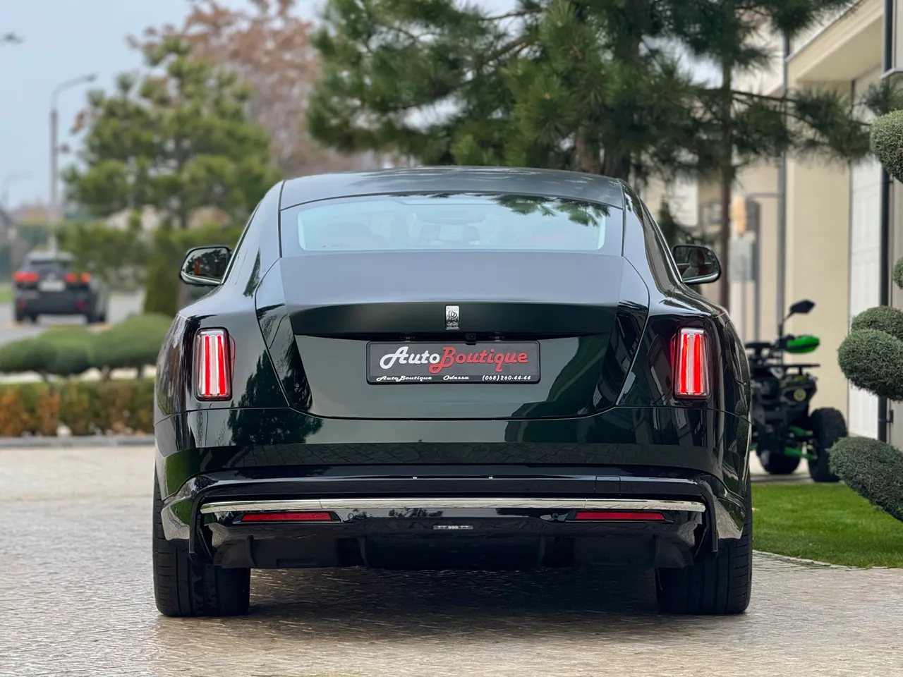 Rolls-Royce Spectre - фото 11