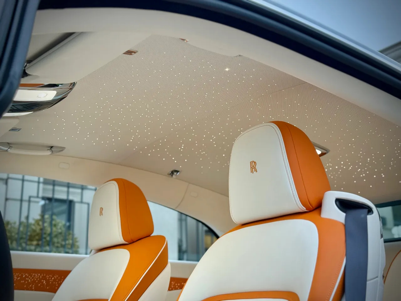 Rolls-Royce Spectre - фото 29