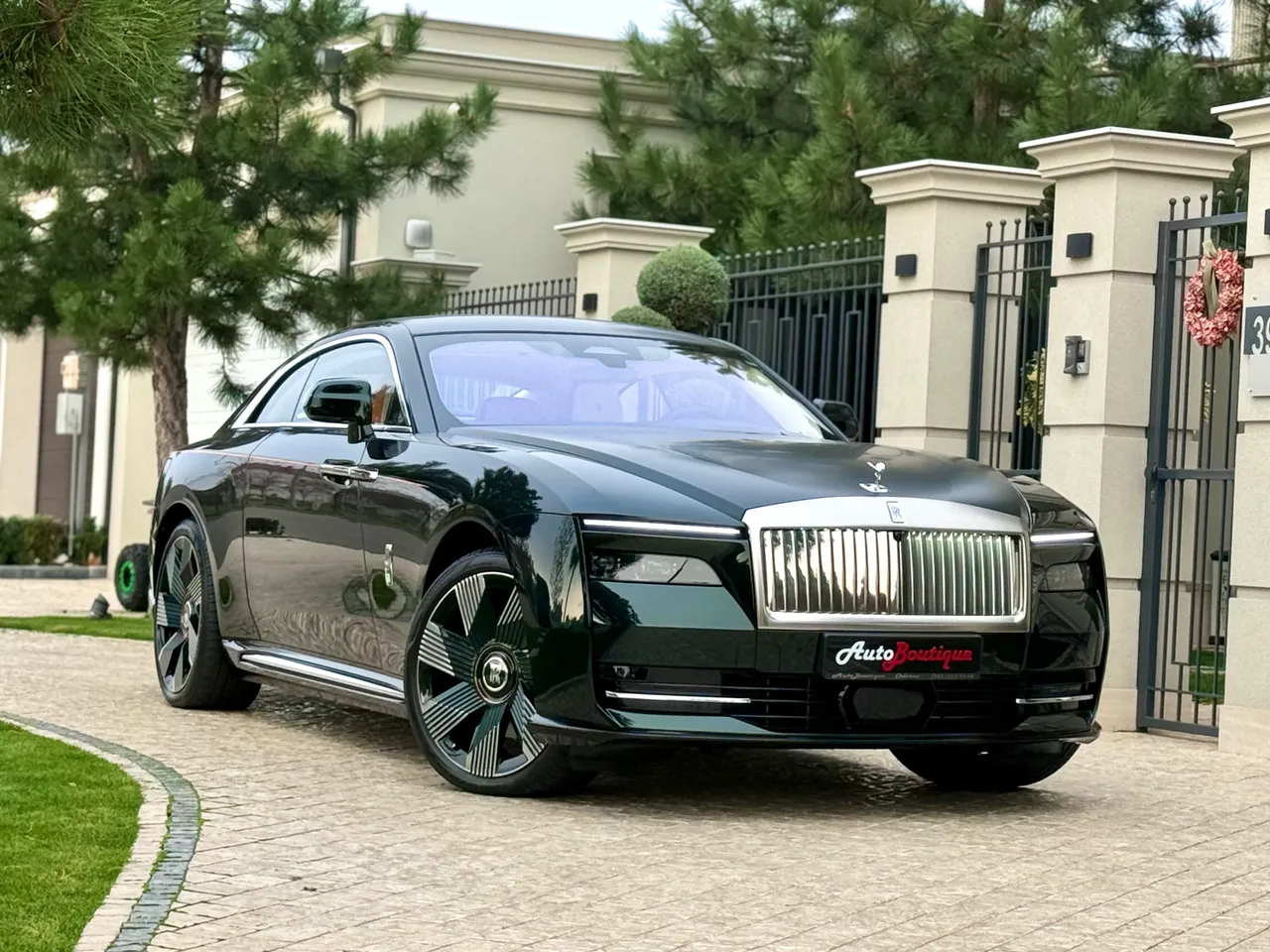 Rolls-Royce Spectre - фото 18