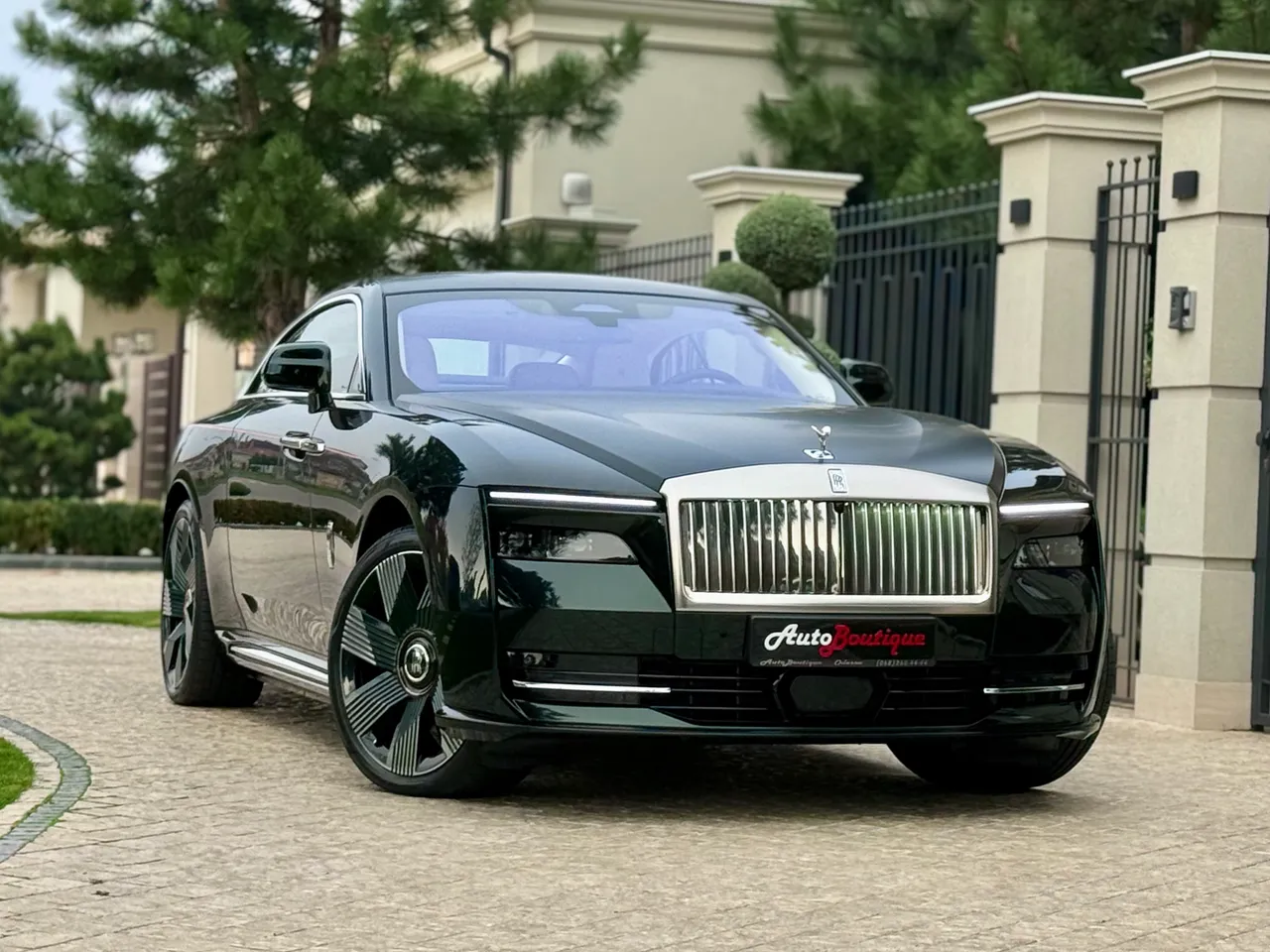 Rolls-Royce Spectre - фото 19