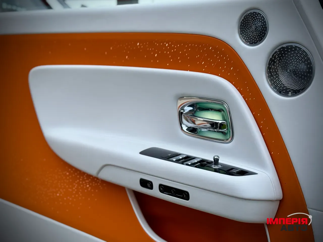 Rolls-Royce Spectre - фото 32