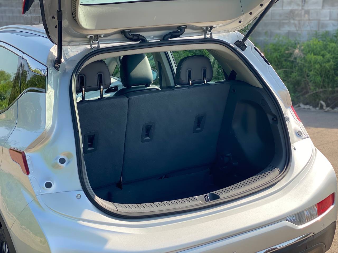 Chevrolet Bolt - фото 30