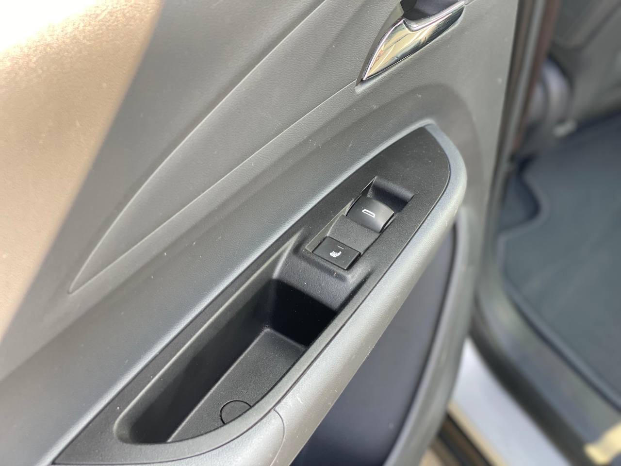 Chevrolet Bolt - фото 24