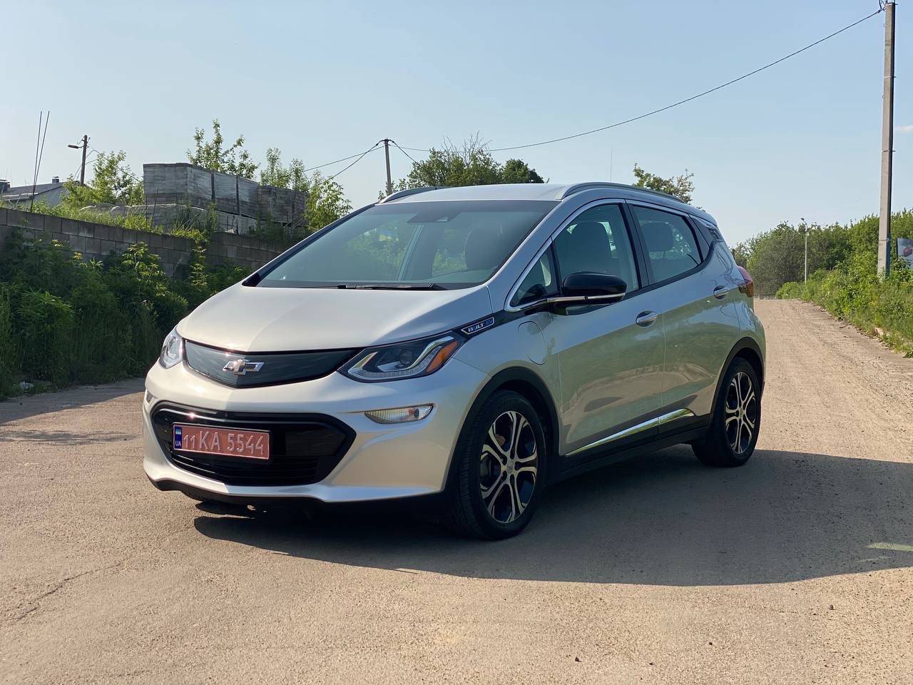 Chevrolet Bolt - фото 1