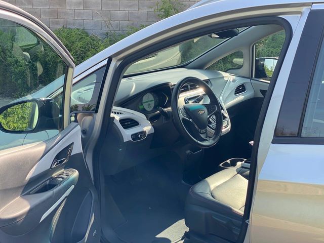 Chevrolet Bolt - фото 1