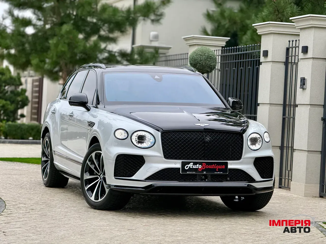 Bentley Bentayga - фото 21