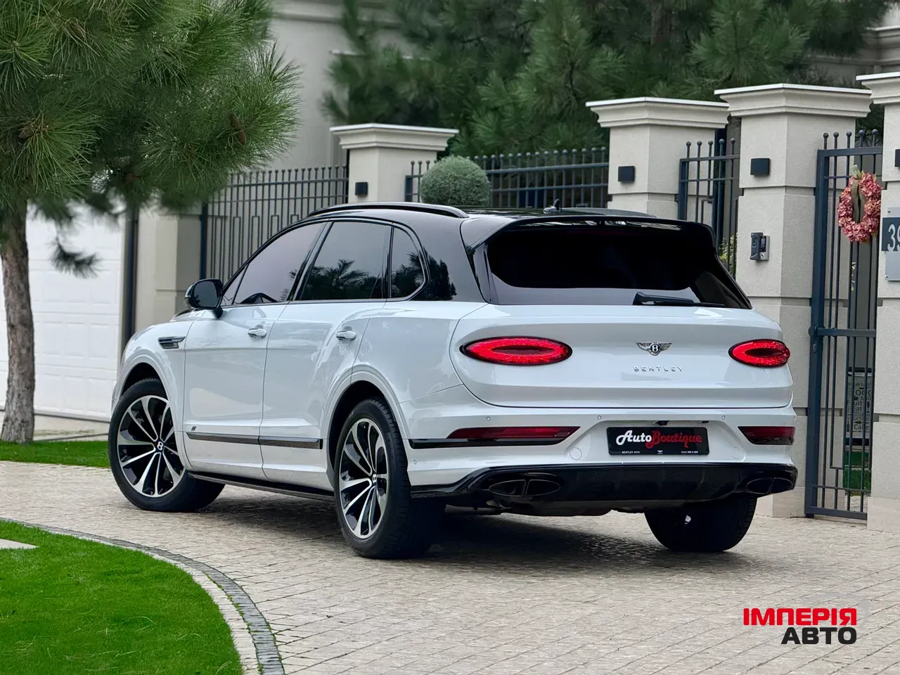 Bentley Bentayga - фото 9