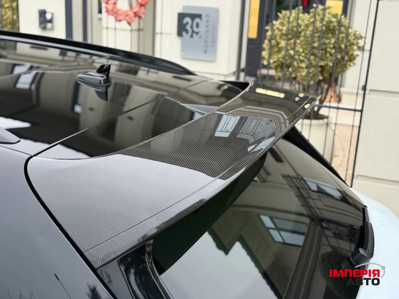 Bentley Bentayga - фото 52