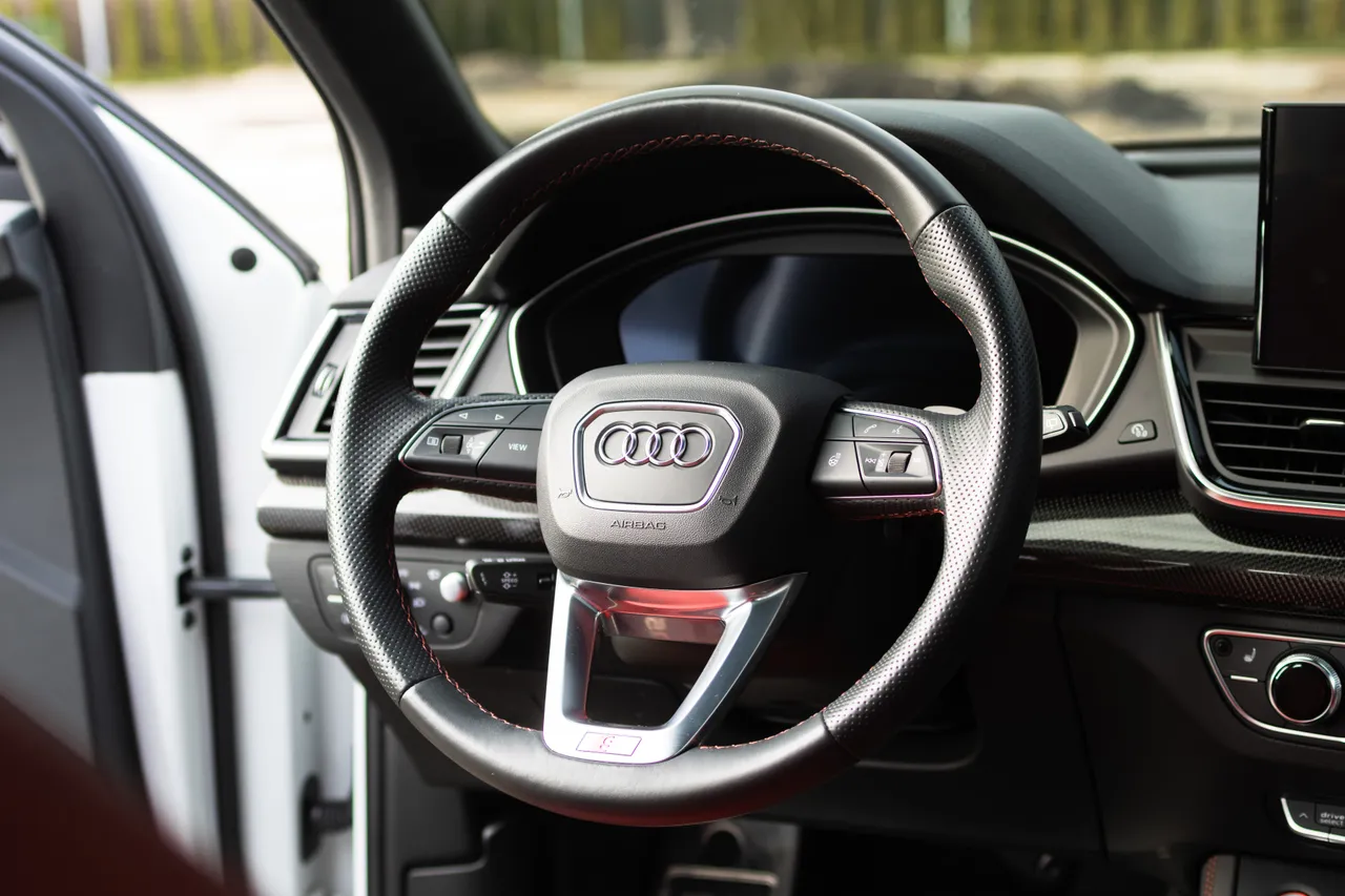 Audi SQ5 Sportback - фото 22