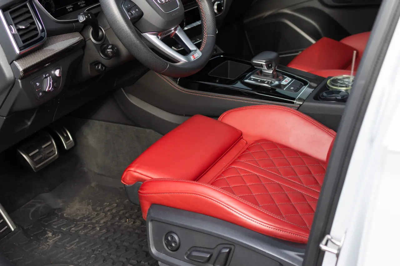 Audi SQ5 Sportback - фото 14