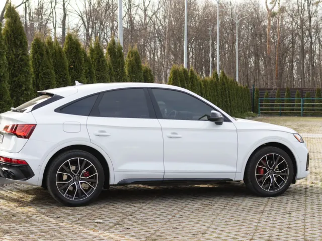 Audi SQ5 Sportback - фото 4