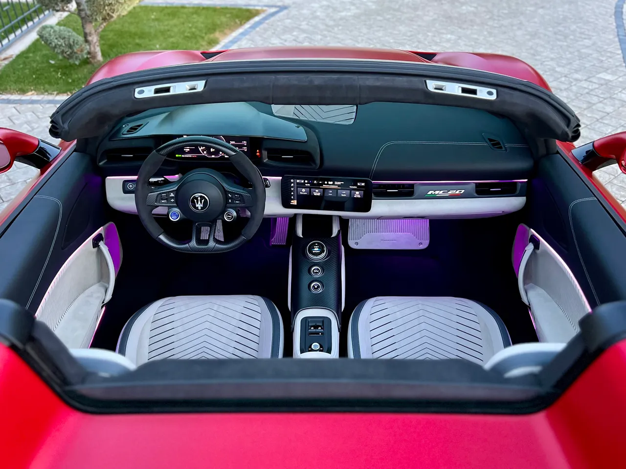 Maserati MC20 - фото 43