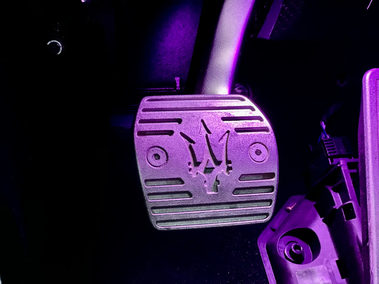 Maserati MC20 - фото 59