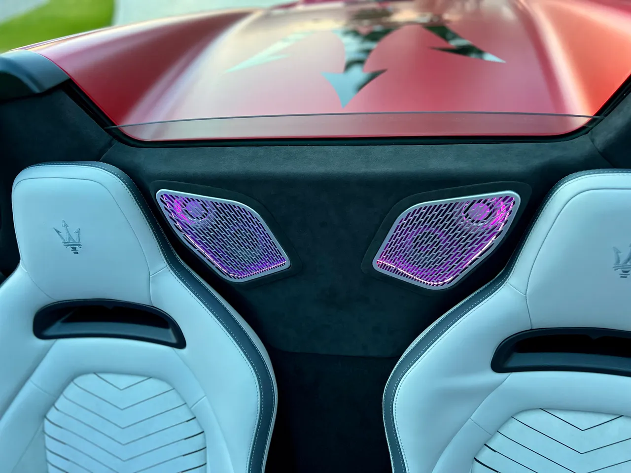 Maserati MC20 - фото 48