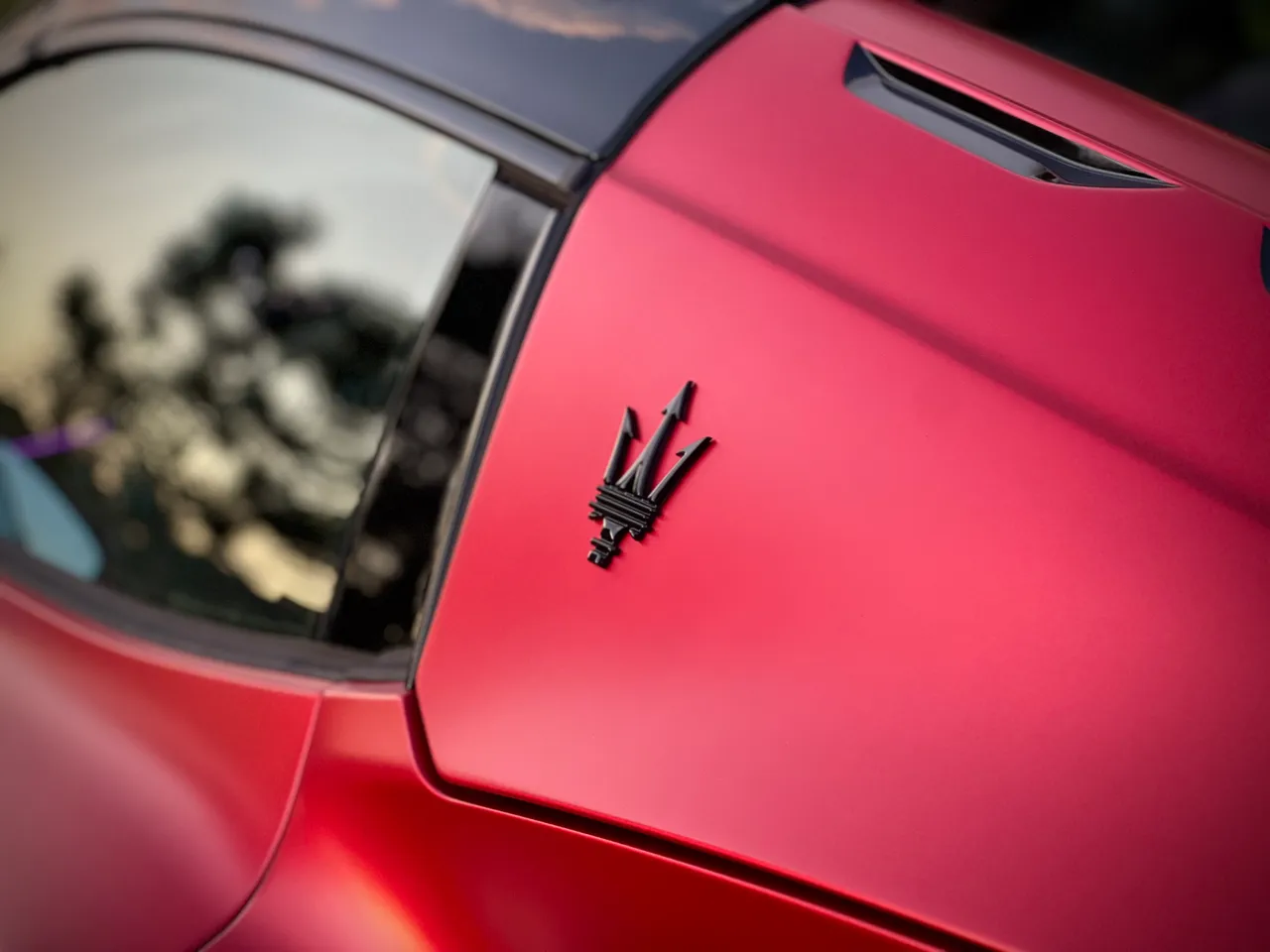 Maserati MC20 - фото 34