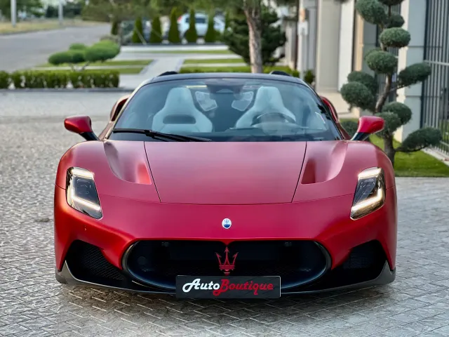 Maserati MC20 - фото 2