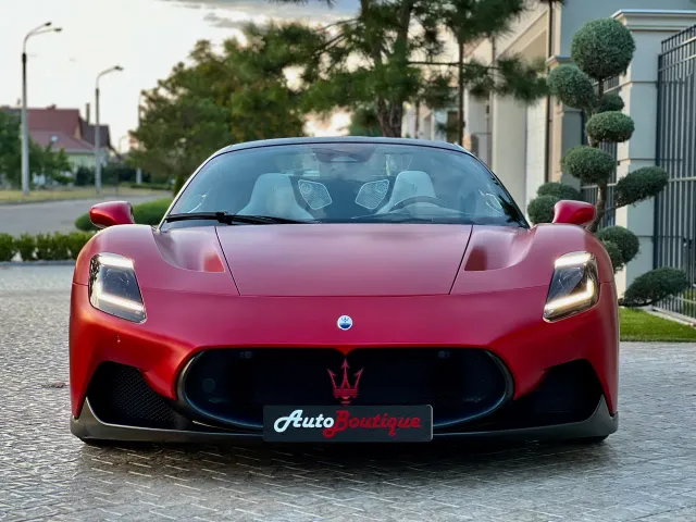 Maserati MC20 - фото 3