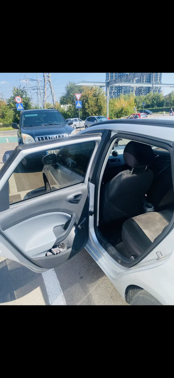 SEAT Ibiza - фото 5