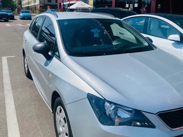 SEAT Ibiza - фото 2