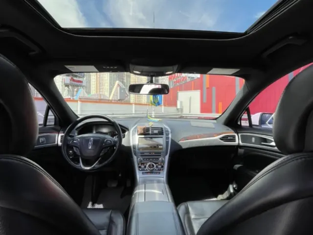 Lincoln MKZ - фото 5