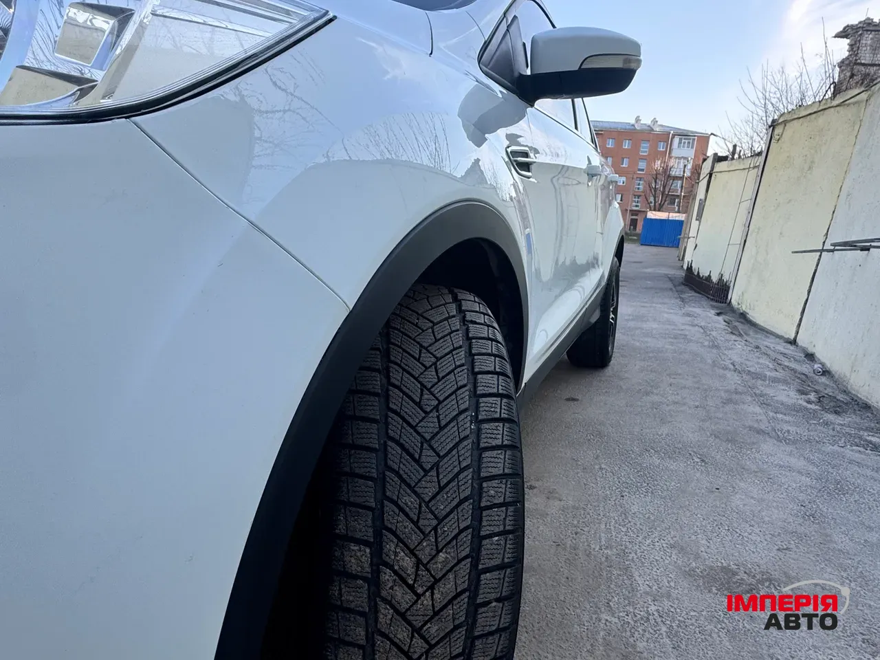 Ford Kuga - фото 9
