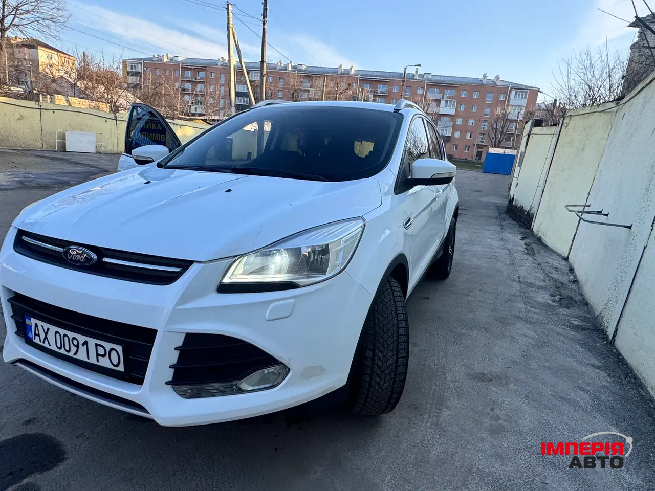 Ford Kuga - фото 2