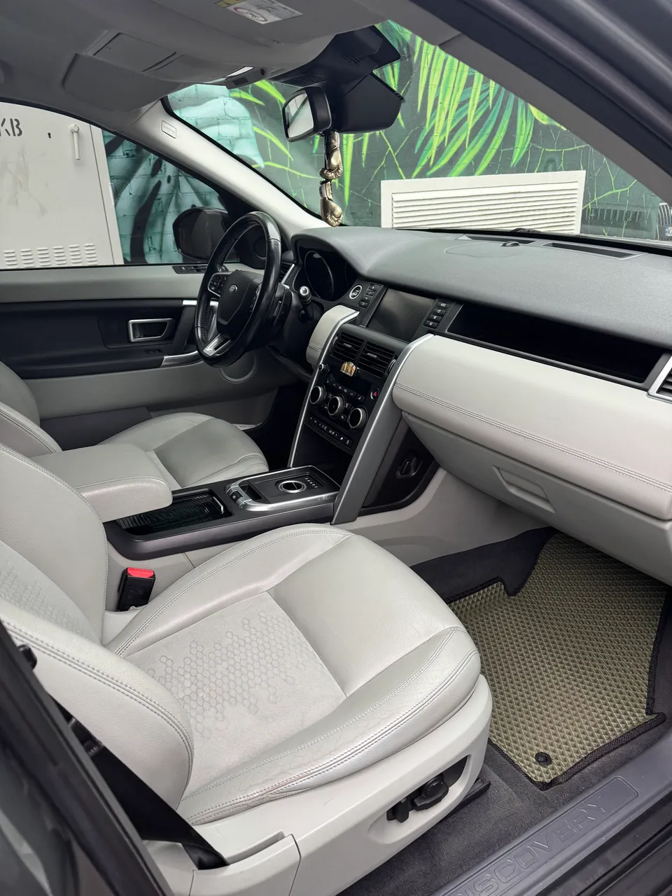 Land Rover Discovery Sport - фото 8