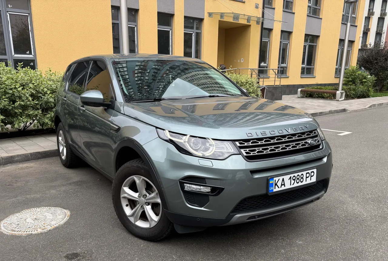 Land Rover Discovery Sport - фото 1